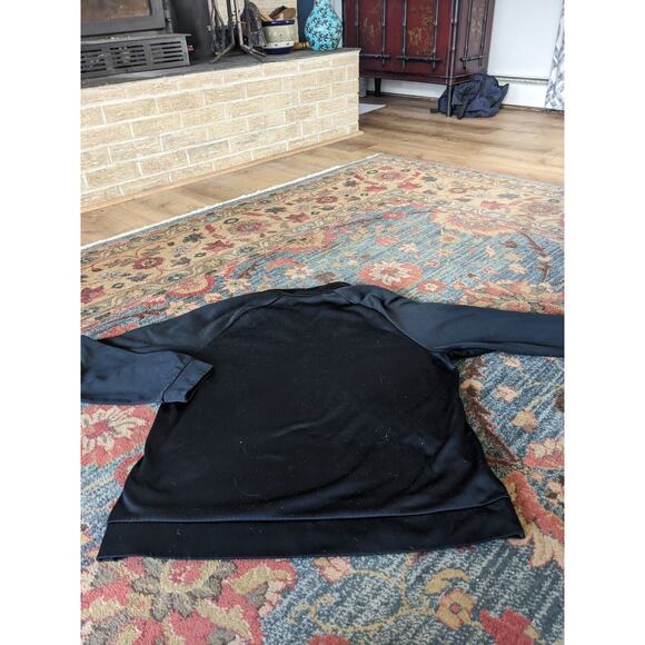 Dri-Fit Nike Men's Long Sleeve T-Shirt for Workout, Runs, Extra Layer Of Warmth. - Picture 5 of 6